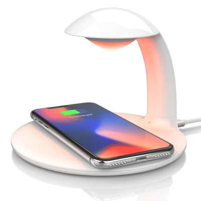 fast qi  mobile phone car fantasy universal led lamp pad  quick 10w wireless charger